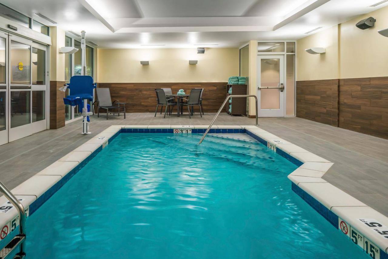 Fairfield By Marriott Inn & Suites Kansas City North, Gladstone Exterior photo